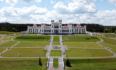 Дворец Пусловских и усадьба Тадеуша Костюшко 